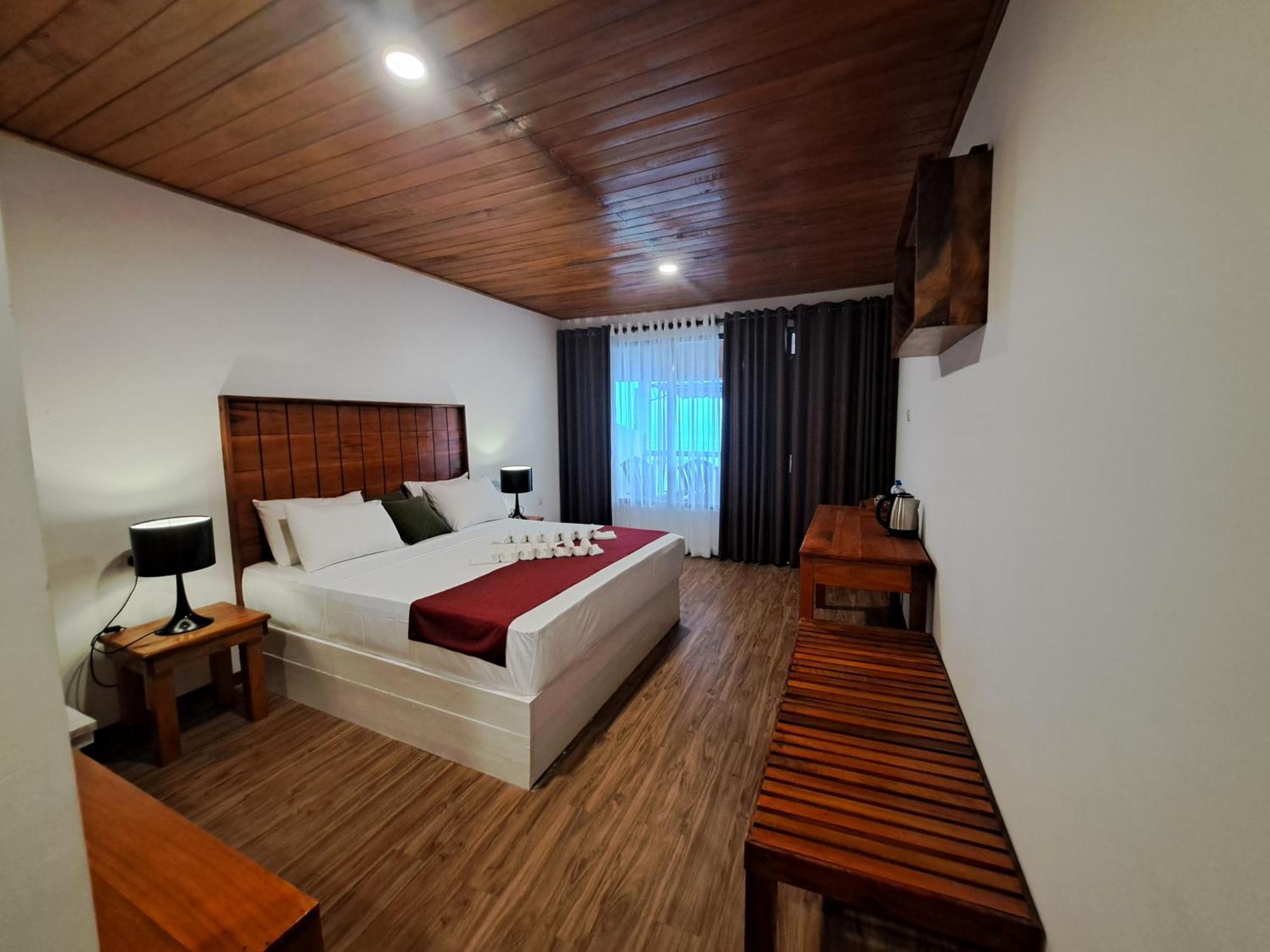One World Mirissa Hotel Room photo